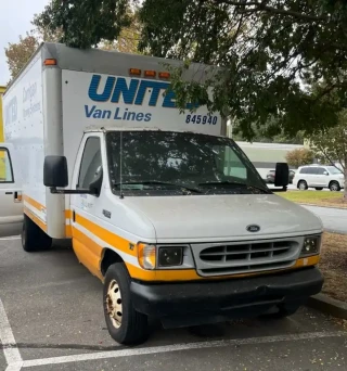 2002 Ford E-Series