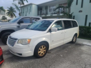2008 Chrysler Town & Country