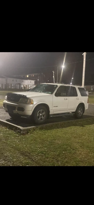 2004 Ford Explorer