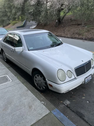 1999 Mercedes-Benz E-Class