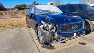 2017 INFINITI QX70