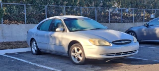 2001 Ford Taurus