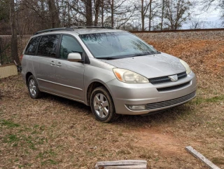 2004 Toyota Sienna