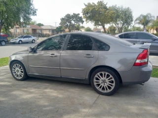 2005 Volvo S40