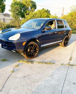 2004 Porsche Cayenne