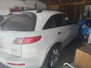 2005 INFINITI FX35