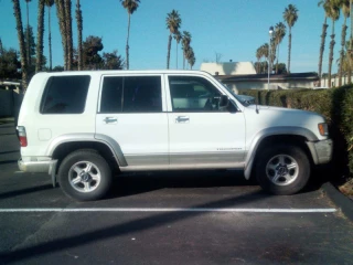 2000 Isuzu Trooper