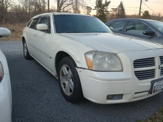 2005 Dodge Magnum