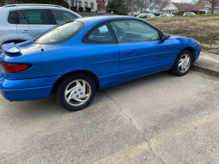 2001 Ford Escort