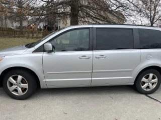 2011 Volkswagen Routan
